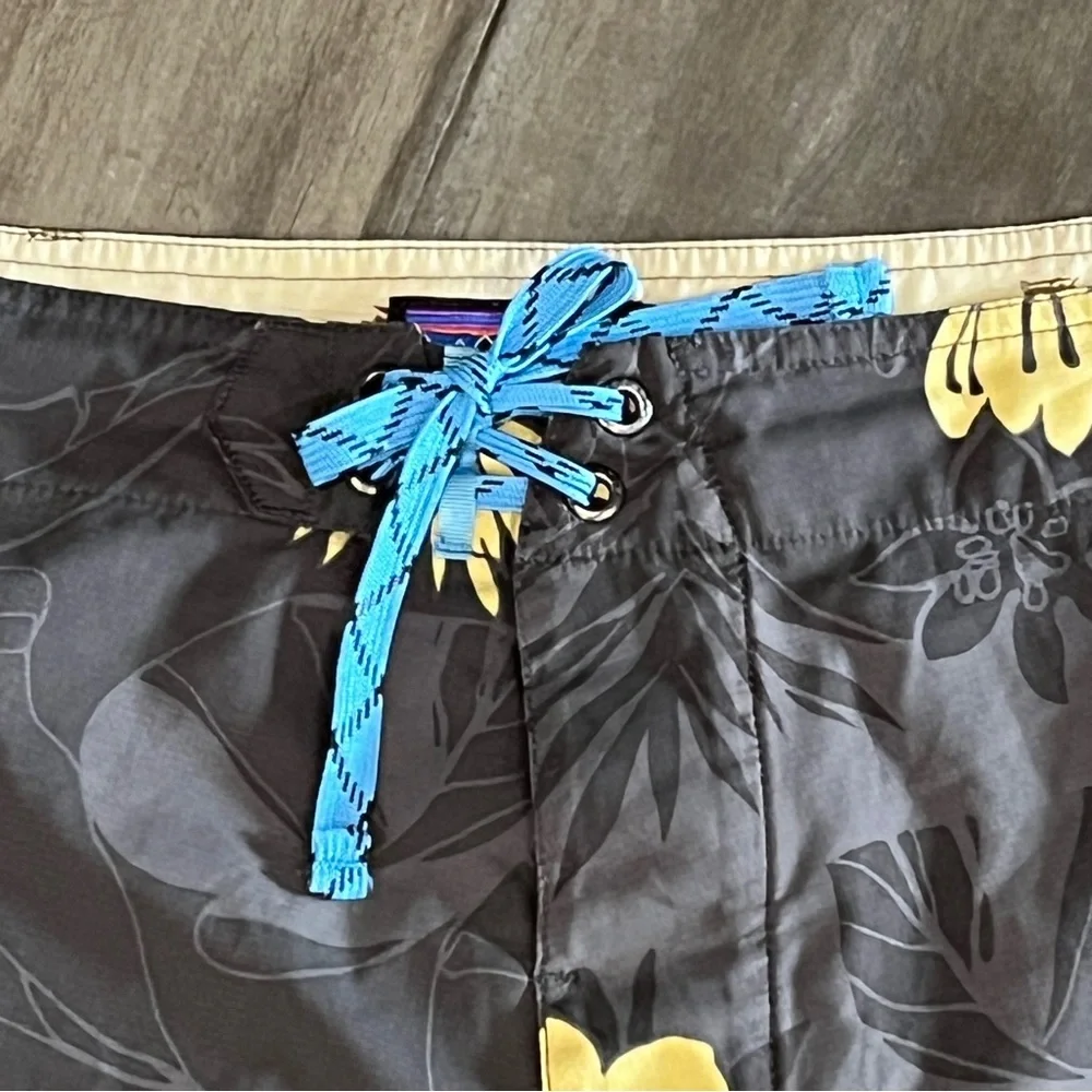 Patagonia Floral Hawaiian Swim Shorts - Size 38